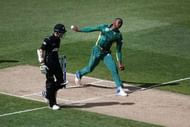 AUCKLAND, NEW ZEALAND - MARCH 04:  Kagiso Rabada of South Africa bowls during game five of the One Day International series between New Zealand and South Africa at Eden Park on March 4, 2017 in Auckland, New Zealand.  (Photo by Anthony Au-Yeung/Getty Images)
